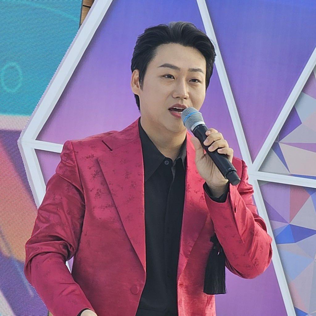 Latest photo of Min Soohyun