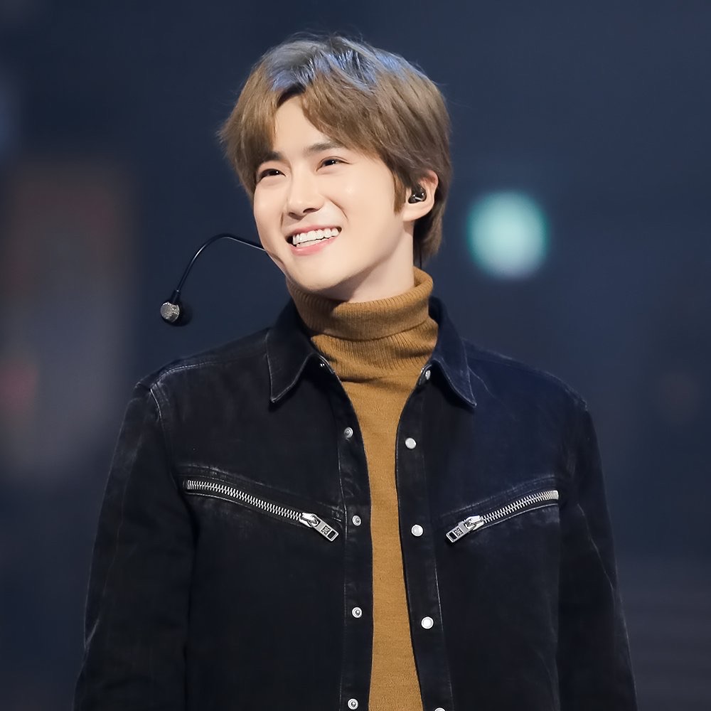 Behind-the-scenes cut of Suho