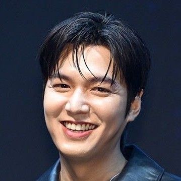Recent activity shot of Lee Minho