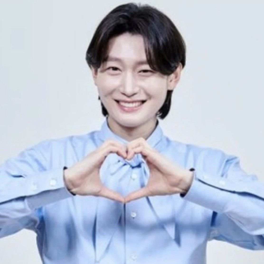 A moment captured by a fan of Kim Yongbin