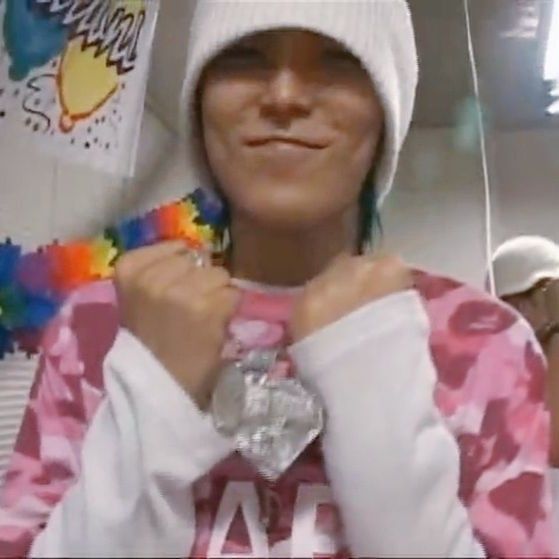 Behind-the-scenes cut of T.O.P