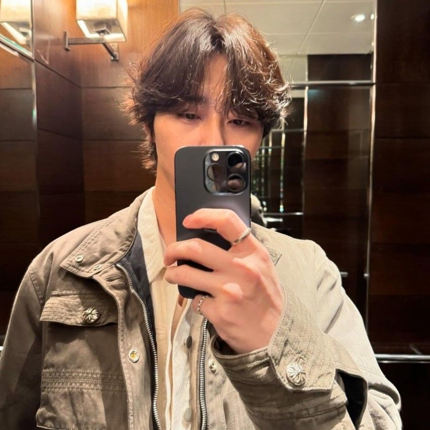 Latest photo of Park Seojoon