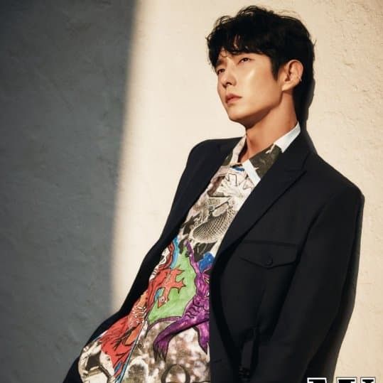 Latest photo of Lee Joongi