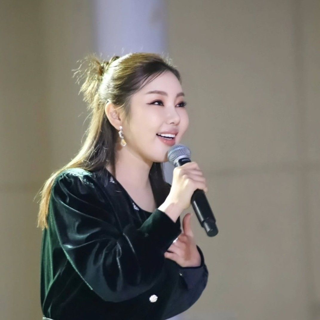 宋歌人的最新照片