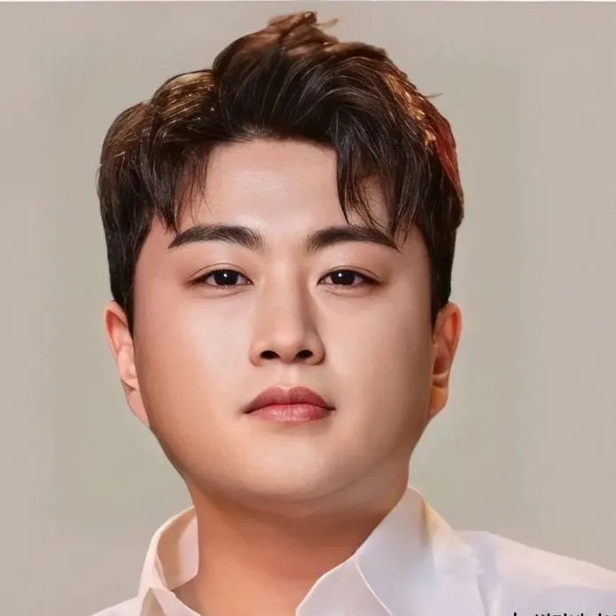 粉丝拍下的金浩中瞬间