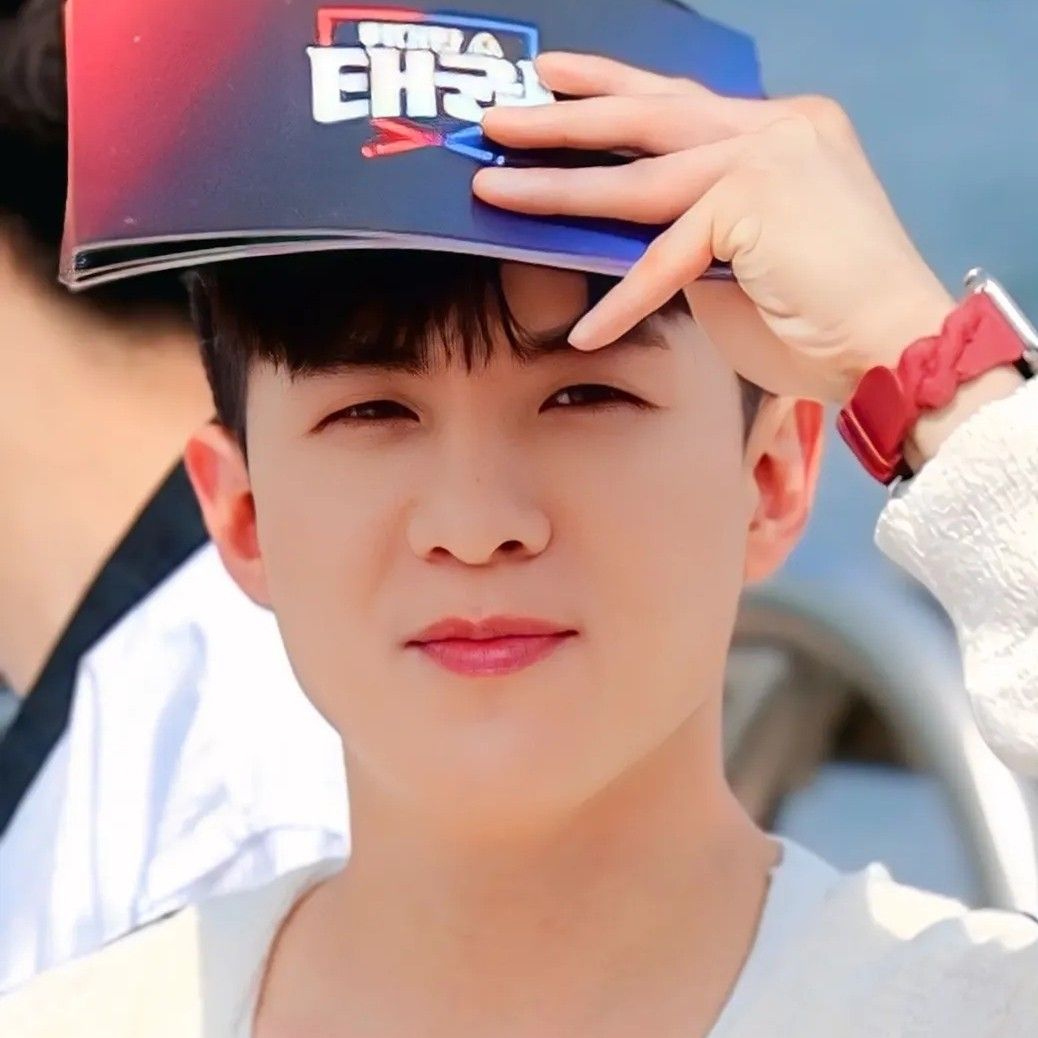A moment captured by a fan of Na Taejoo