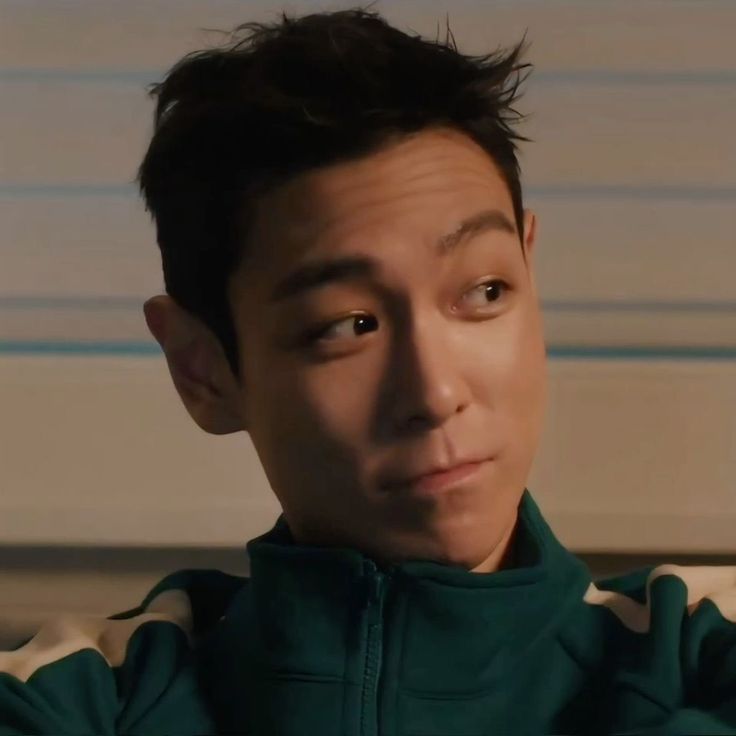 Behind-the-scenes cut of T.O.P