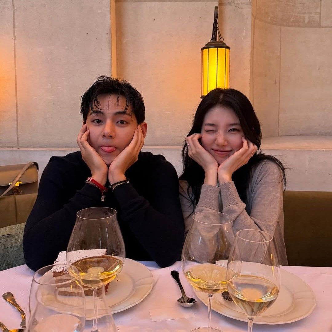 A moment captured by a fan of Bae Suzy