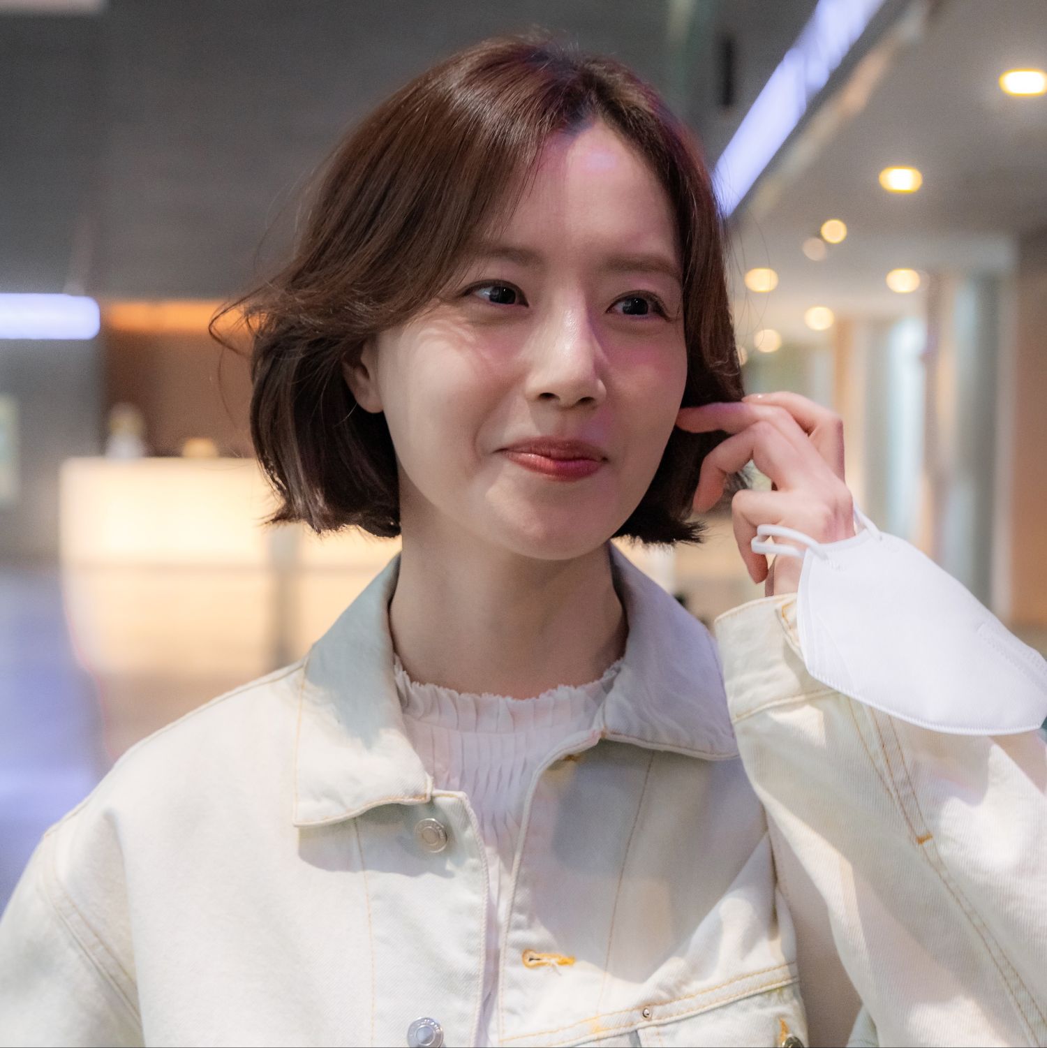 Behind-the-scenes cut of Moon Chaewon