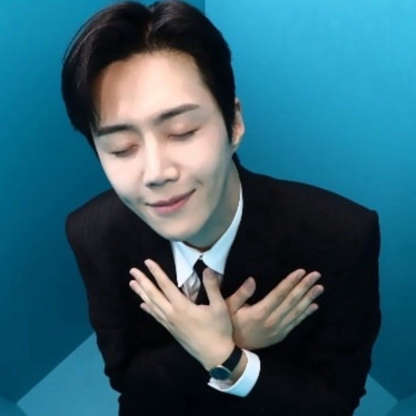 粉丝拍下的金宣虎瞬间