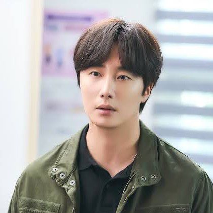 Recent activity shot of Jung Ilwoo