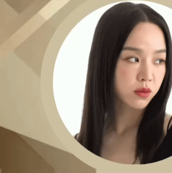 A moment captured by a fan of Shin Haesun