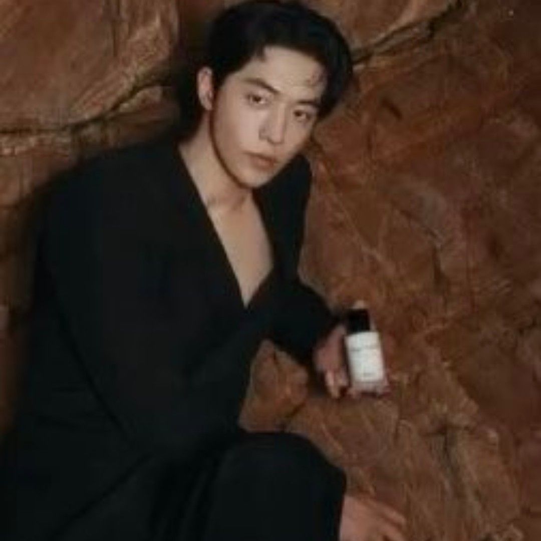 Behind-the-scenes cut of Nam Joohyuk