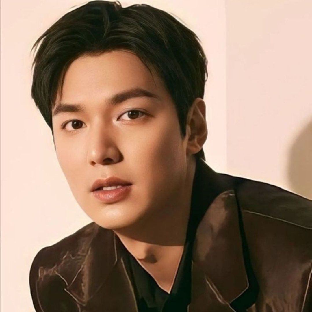 Recent activity shot of Lee Minho