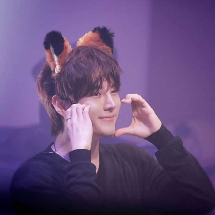 粉絲拍下的金俊賢瞬間