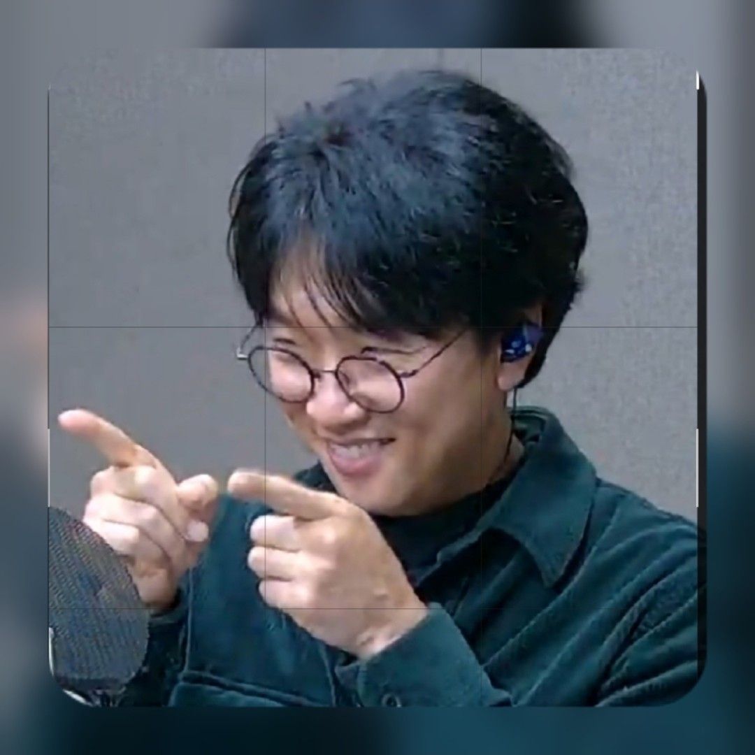 Recent activity shot of Bak Changgeun