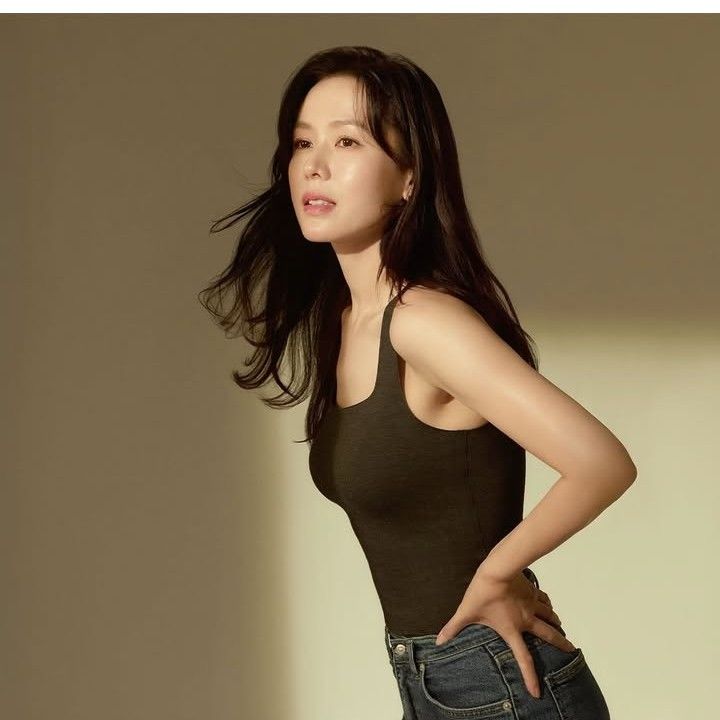 Cuplikan di balik layar dari Son Yejin