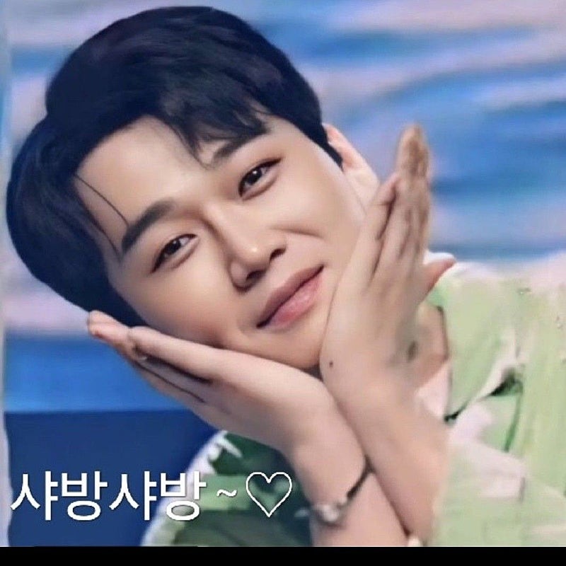 Recent activity shot of Hwang Youngwoong