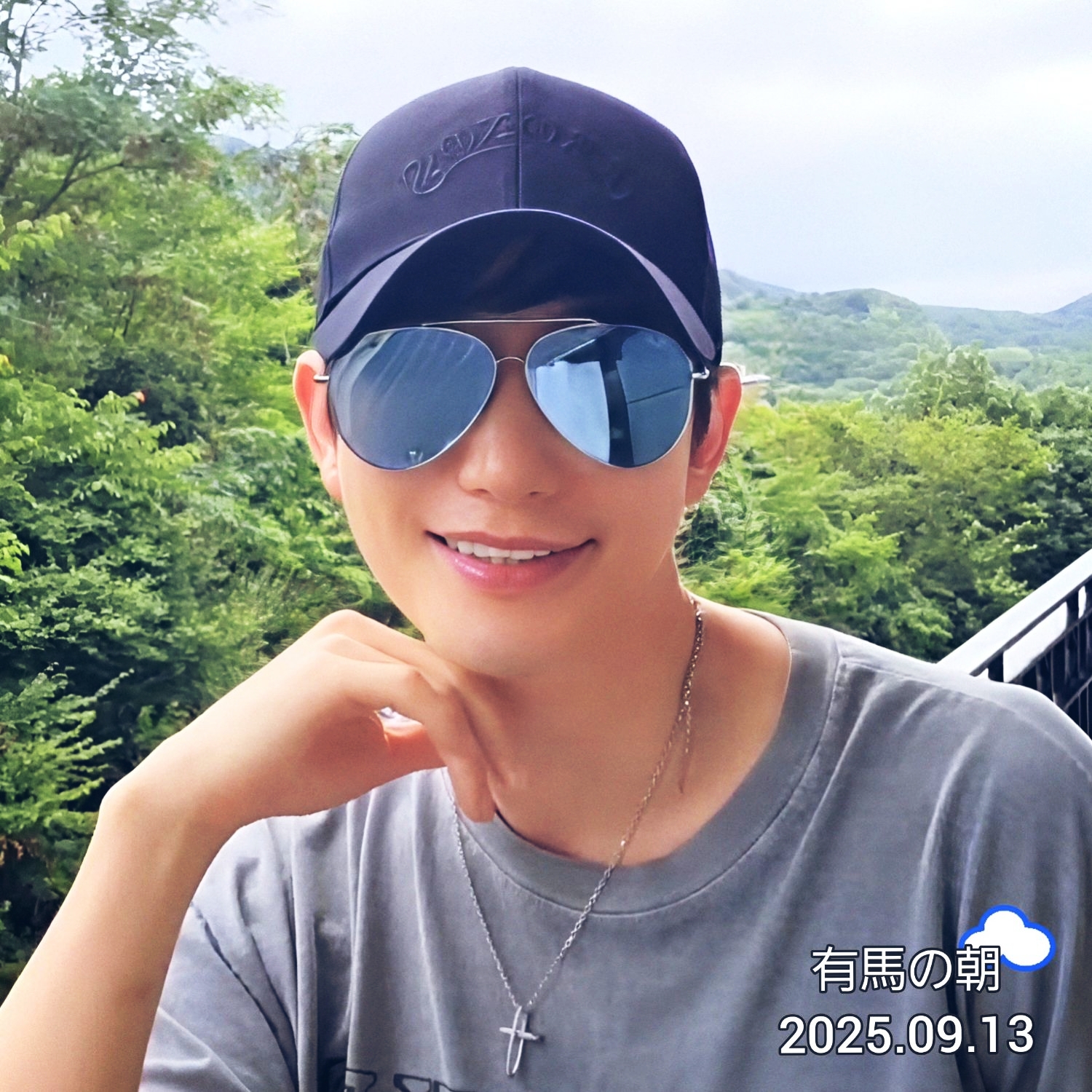 Behind-the-scenes cut of Park Sihoo