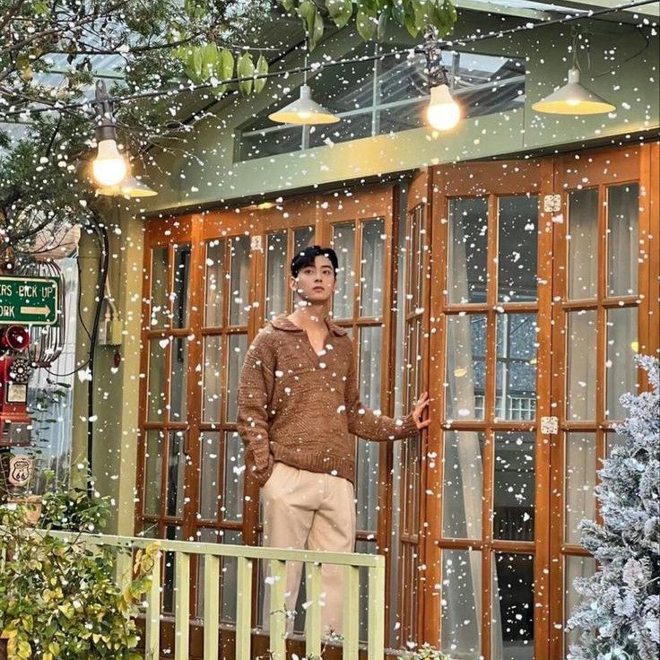 Latest photo of Cha Eunwoo