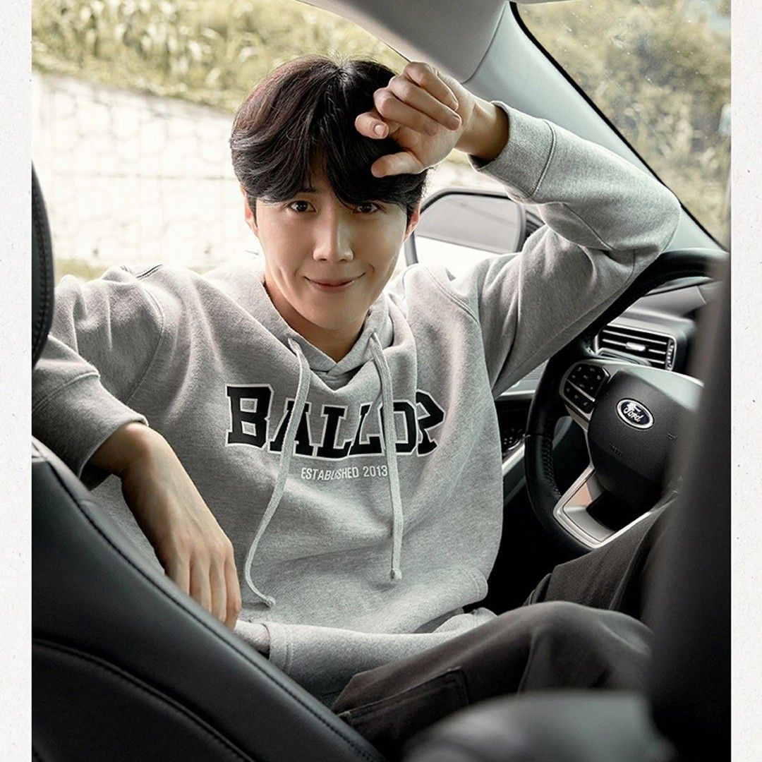 Latest photo of Kim Seonho