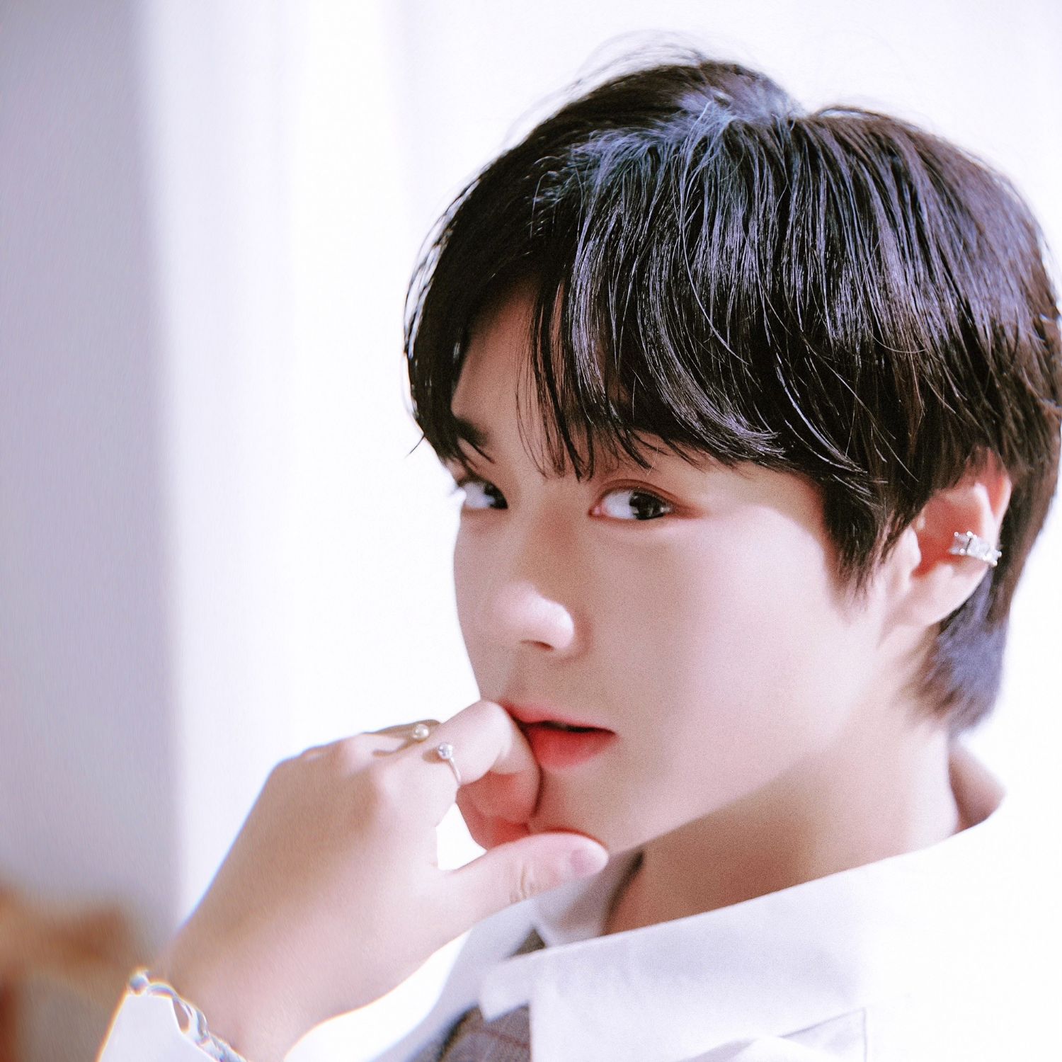 A moment captured by a fan of Park Jihoon