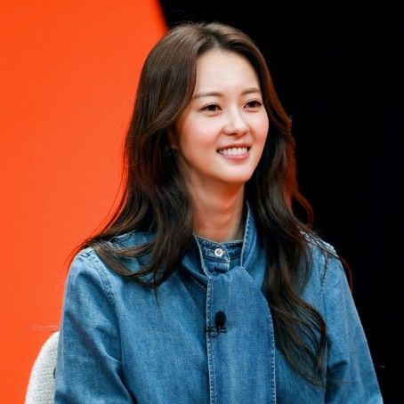 Latest photo of Go Ara