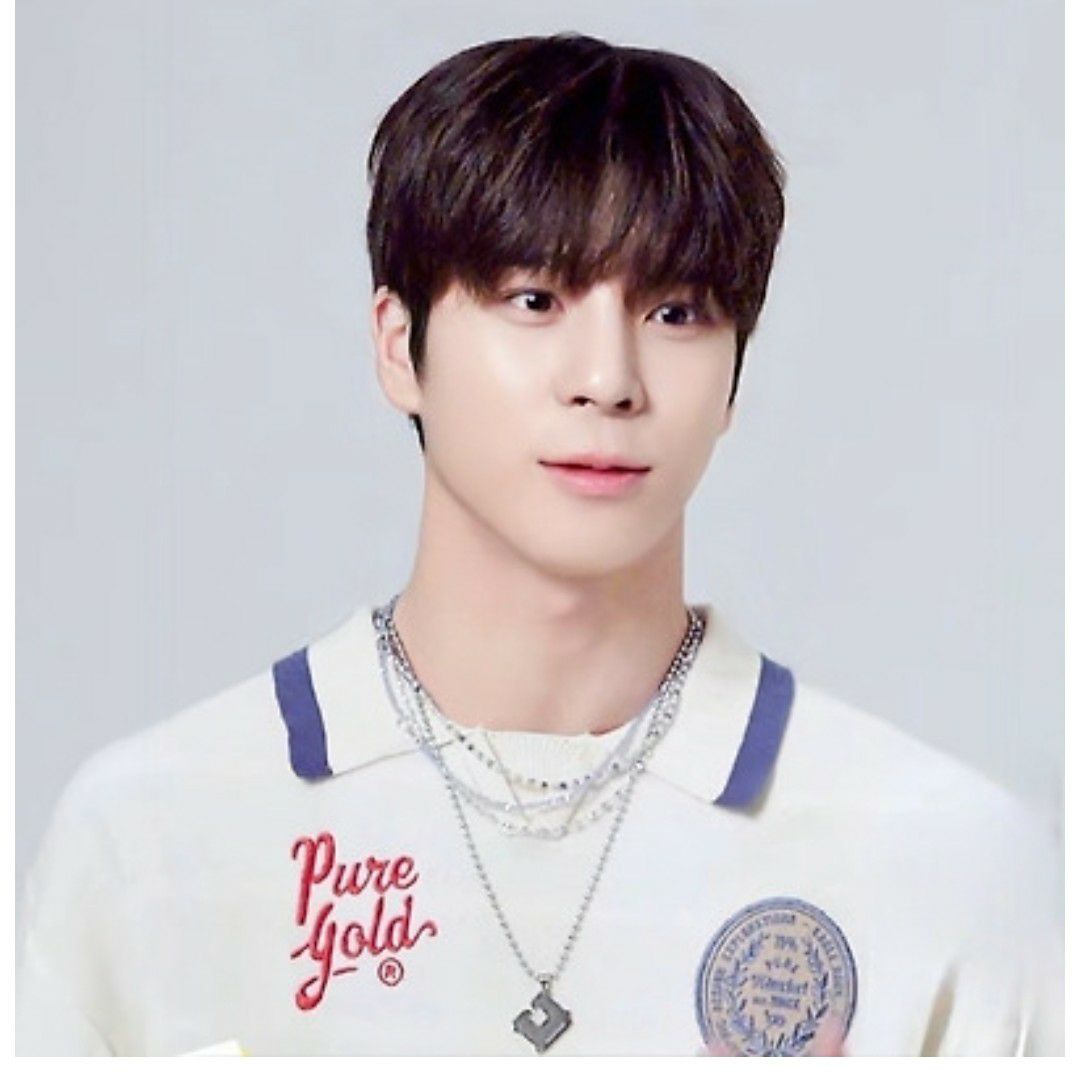 Recent activity shot of Jeong Dongwon