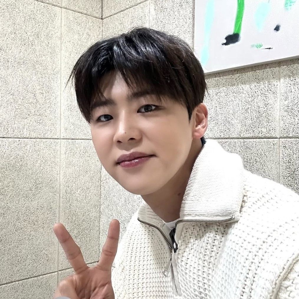 朴志賢的最新照片