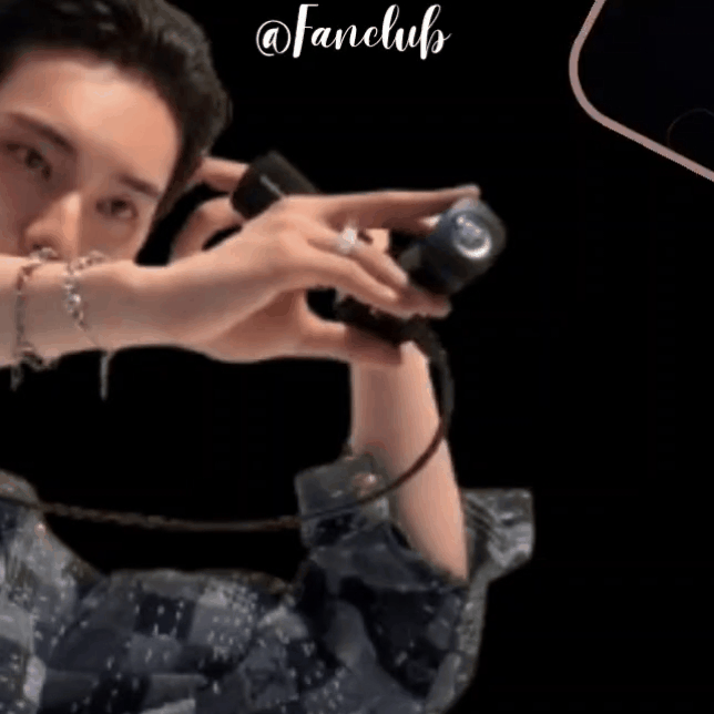 A moment captured by a fan of Lee Chaemin