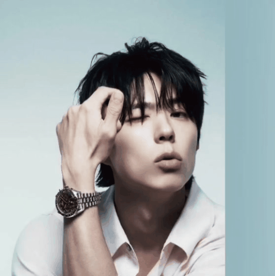 Behind-the-scenes cut of Park Bogum