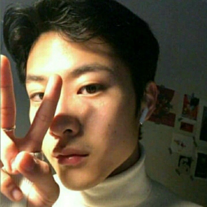 Behind-the-scenes cut of Lee Jongwon