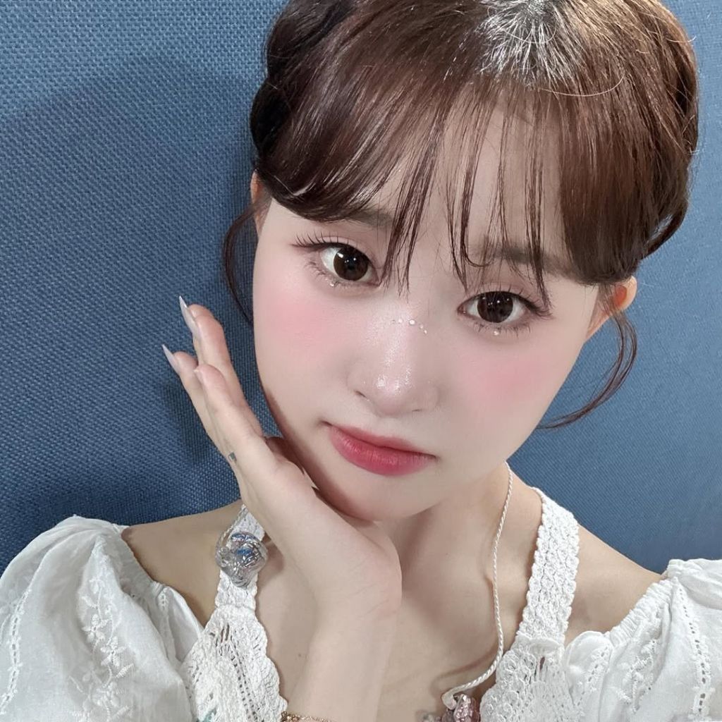 Recent activity shot of Kim Dahyun