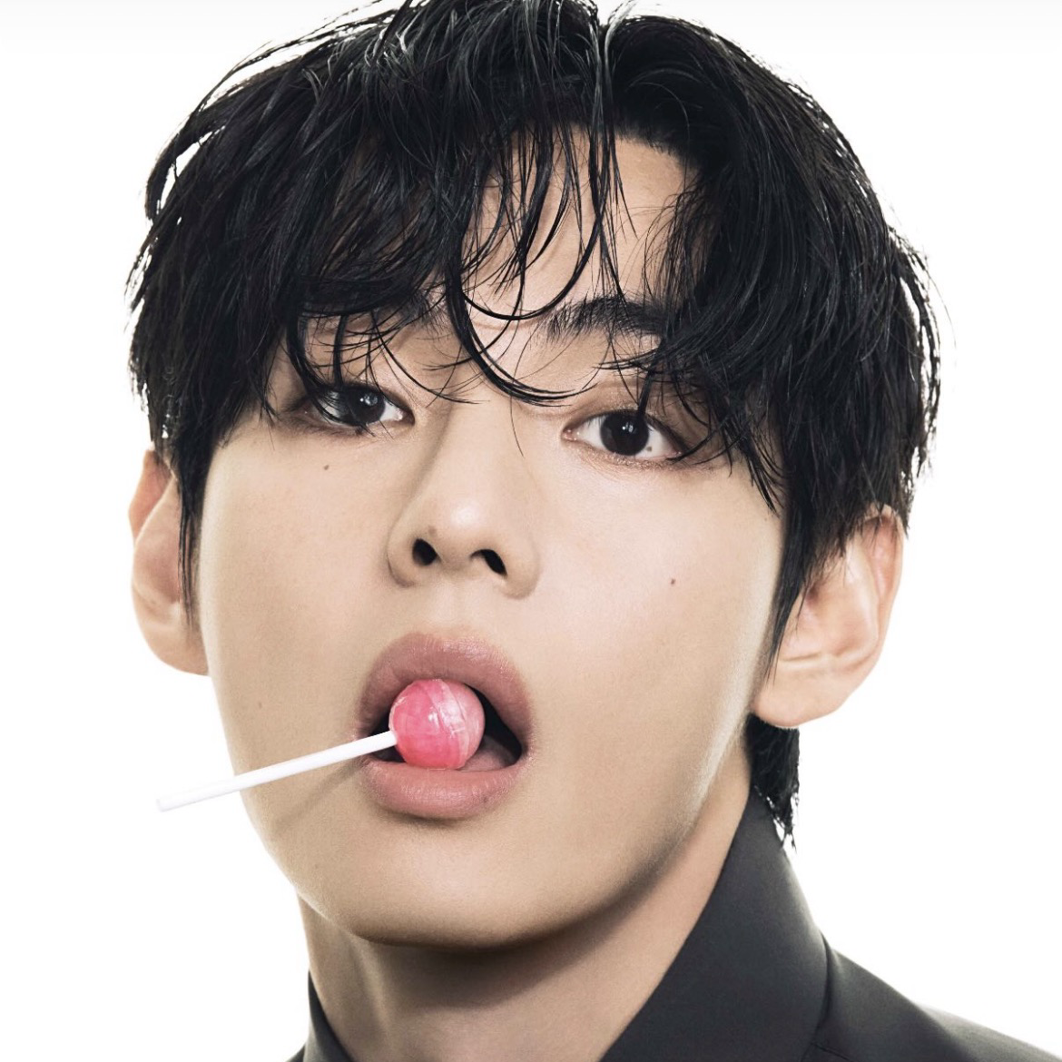 Behind-the-scenes cut of Kim Taehyung (V)