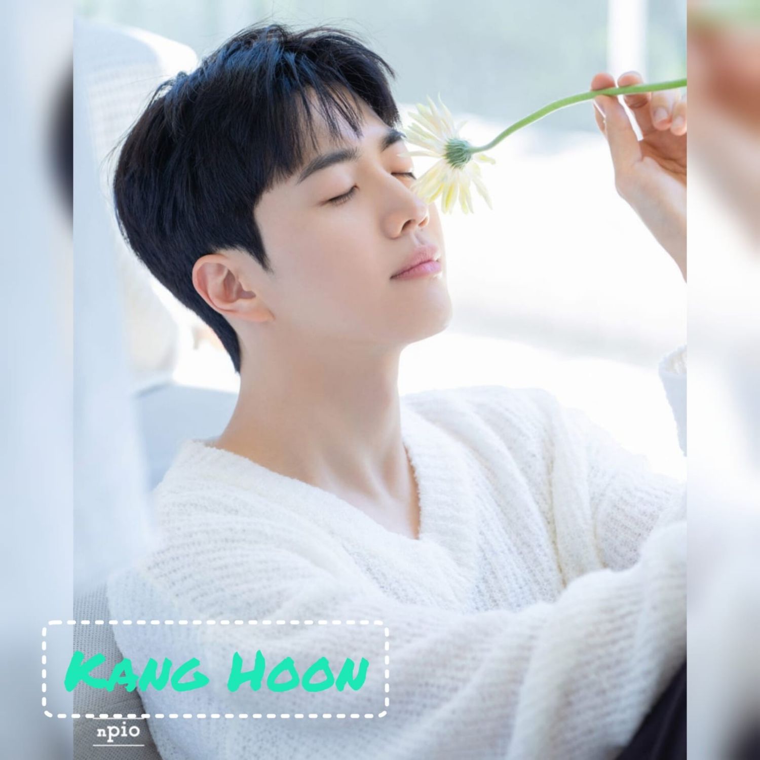 A moment captured by a fan of Kang Hoon