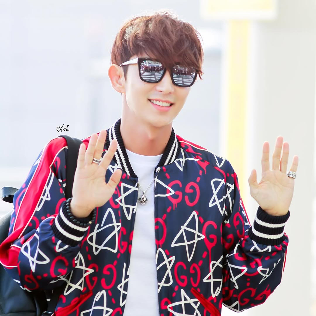 Latest photo of Lee Joongi