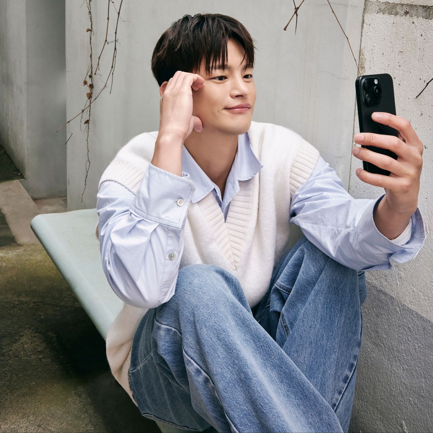 Latest photo of Seo Inguk