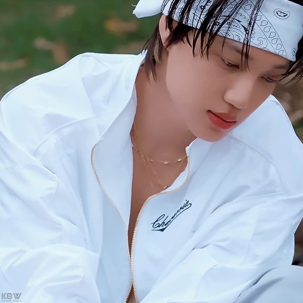 Popular profile image of KAI selected by vote