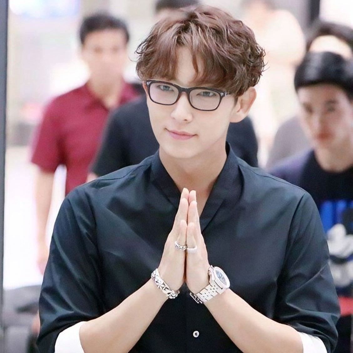 A moment captured by a fan of Lee Joongi