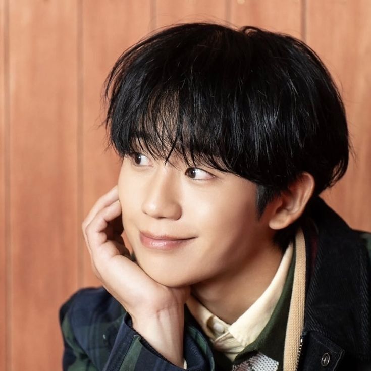 Recent activity shot of Jung Haein