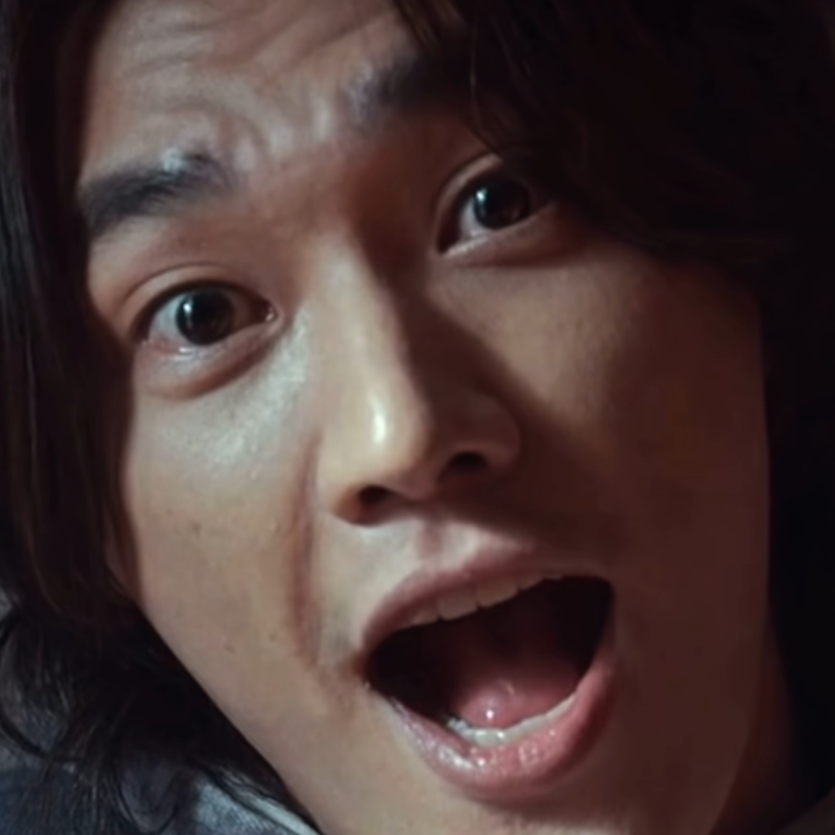 Behind-the-scenes cut of Kim Youngkwang