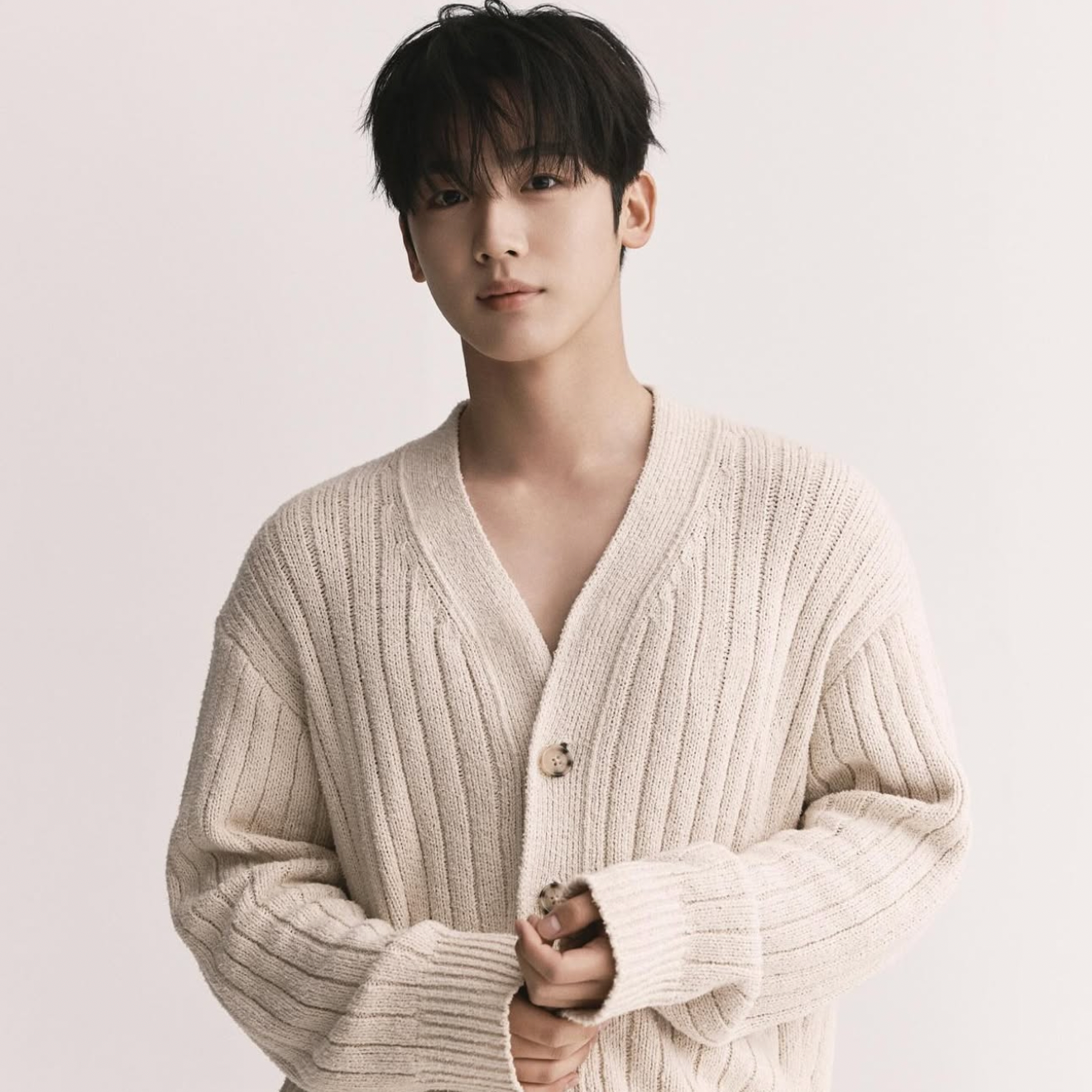 Recent activity shot of Kim Yohan