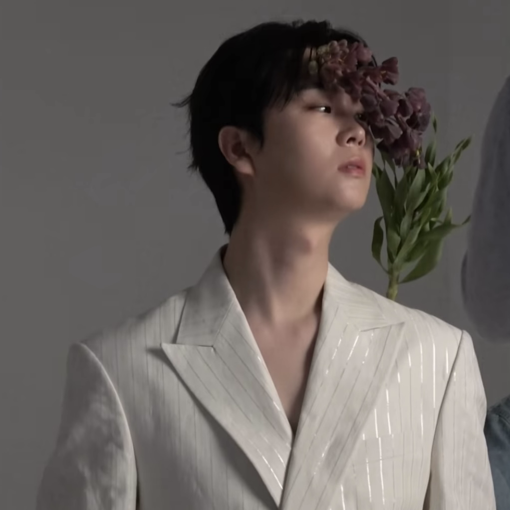 Latest photo of Song Minjun