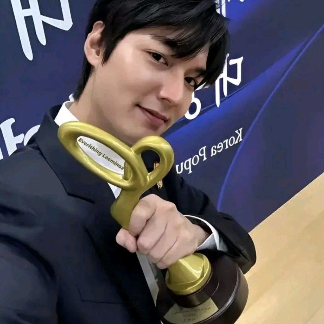Latest photo of Lee Minho