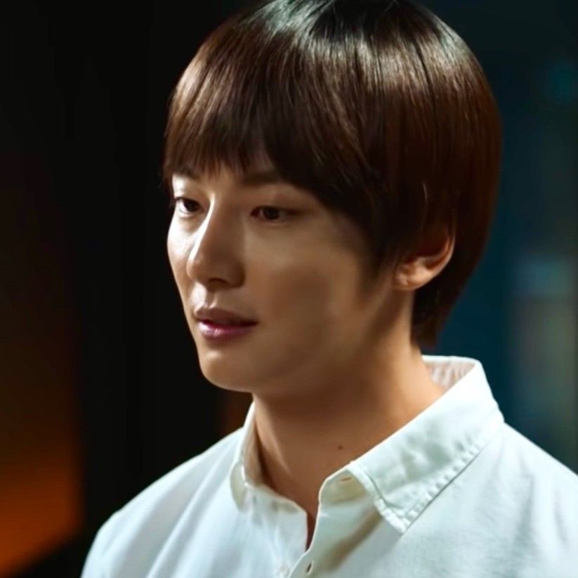 A moment captured by a fan of Yoon Shiyoon