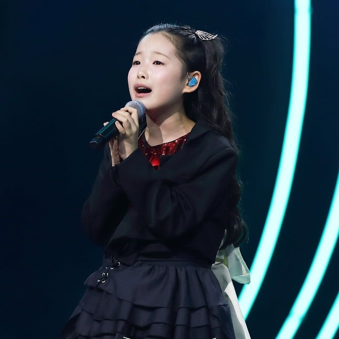 A moment captured by a fan of Lee Sooyeon
