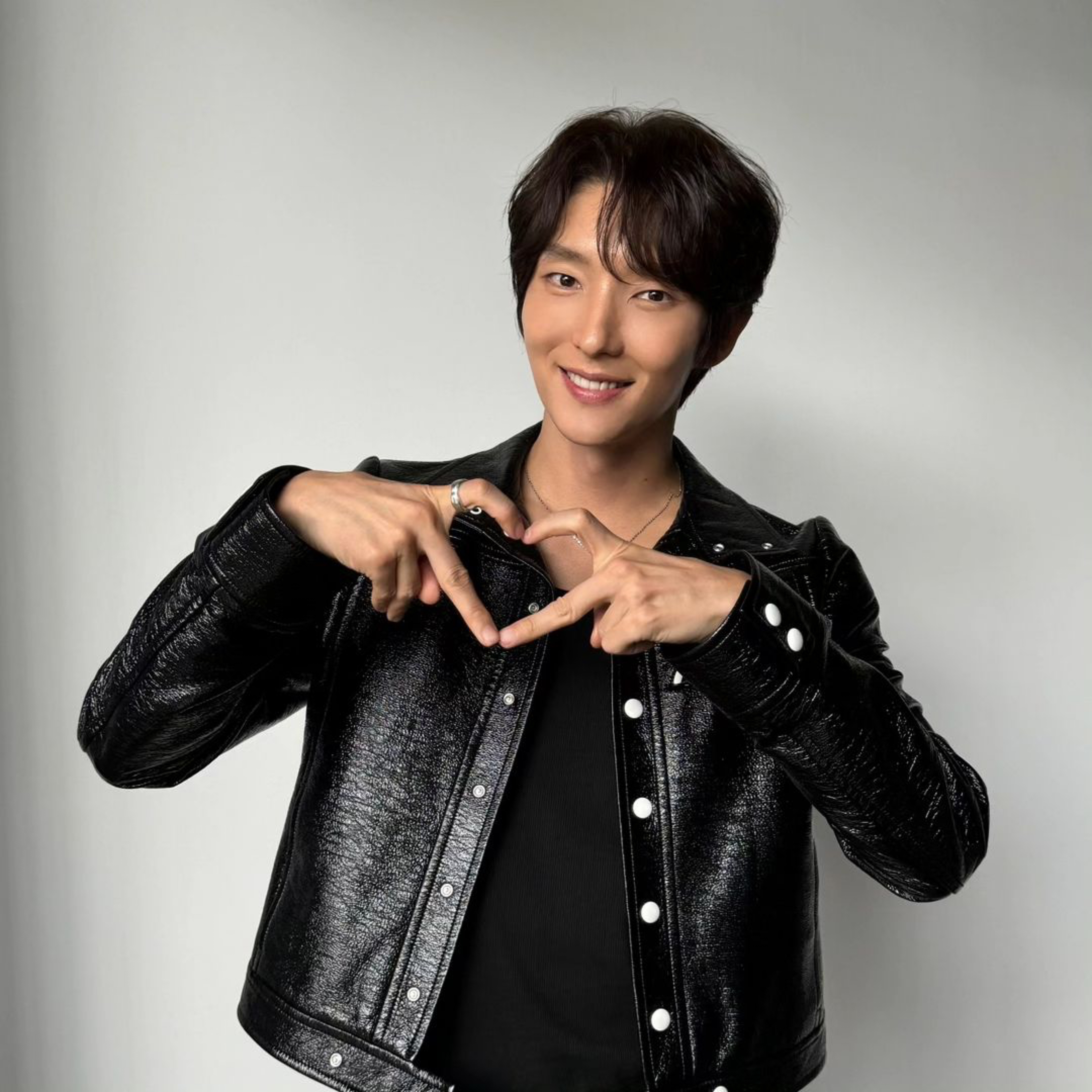 Latest photo of Lee Joongi