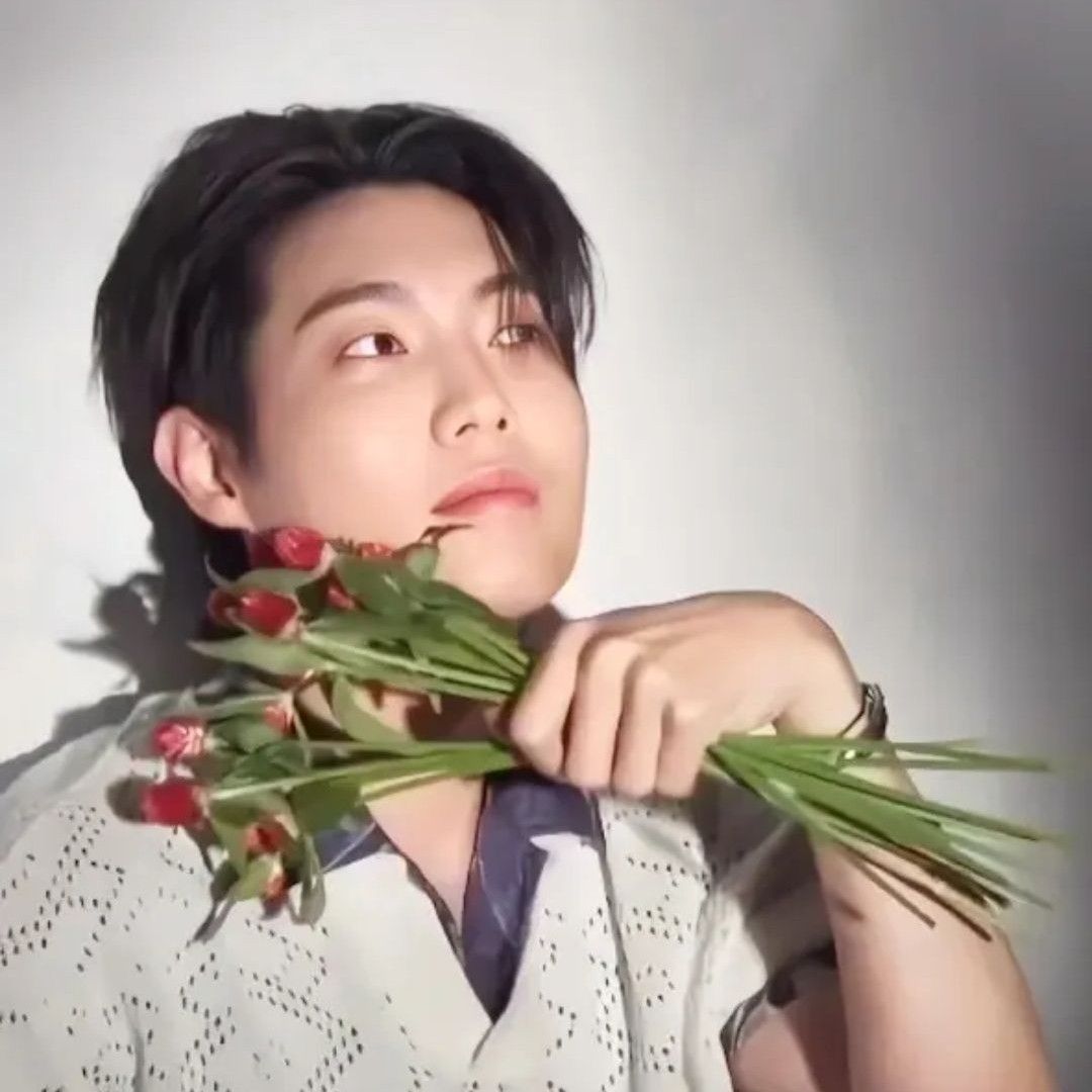 Behind-the-scenes cut of Son Taejin