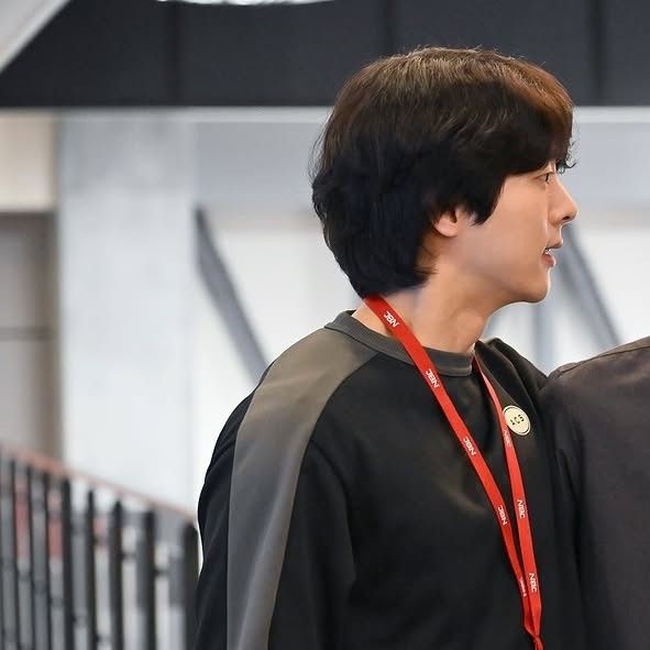 A moment captured by a fan of Kim Mujun