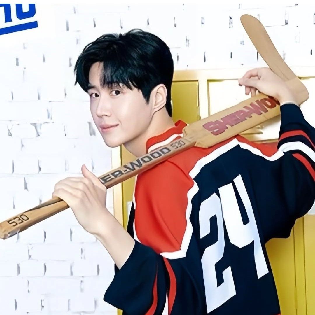 Latest photo of Kim Seonho